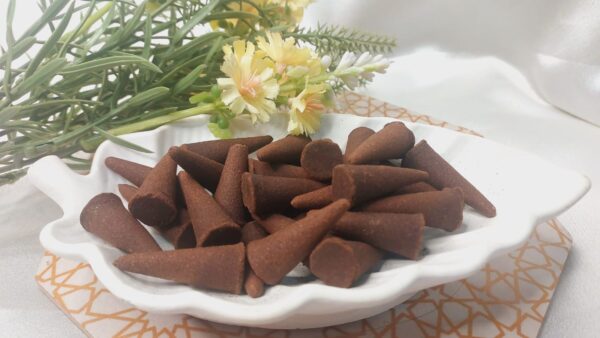 Sage Dhoop Cones