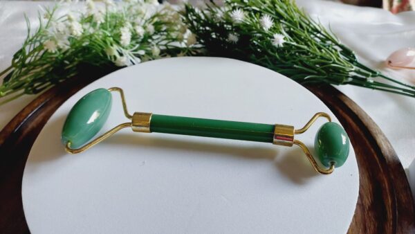 Buy Authentic Crystal Face Roller near me in India